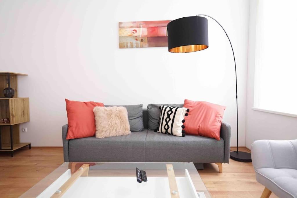 Modern Living In Center - Fully Equipped Wenen
